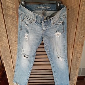 Distressed American Eagle Capris